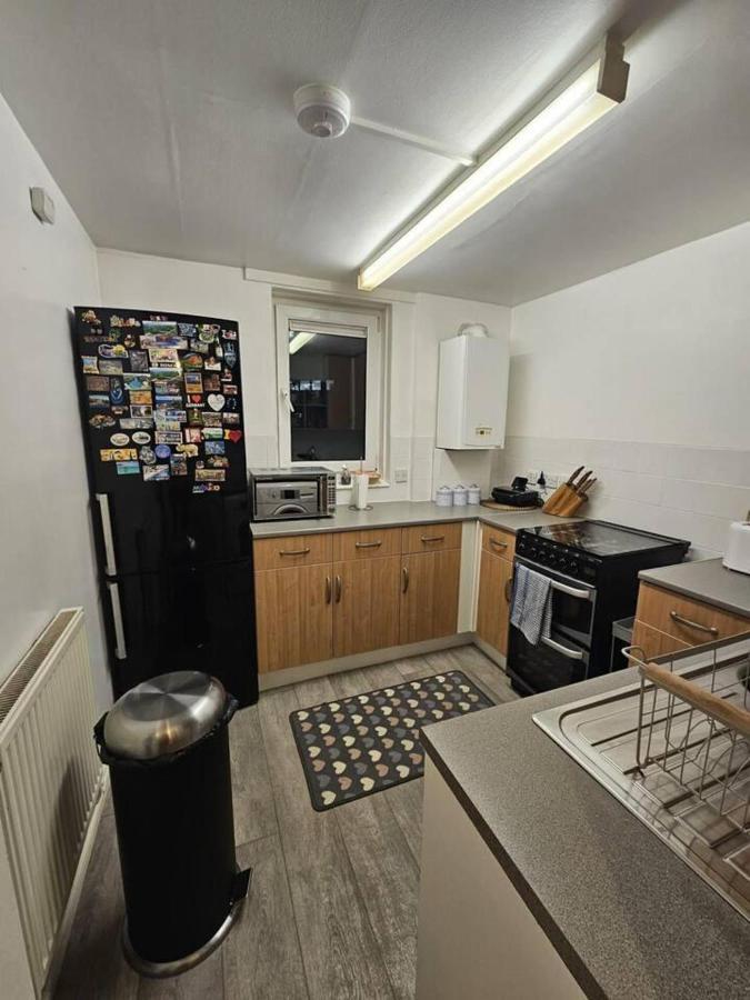Stunning 1-Bed Apartment In Лондон Екстер'єр фото